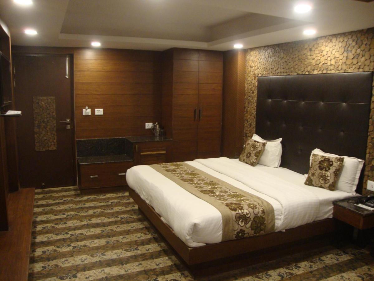 Hotel Hamers International Масурі Екстер'єр фото