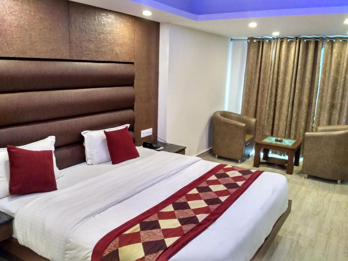 Hotel Hamers International Масурі Екстер'єр фото