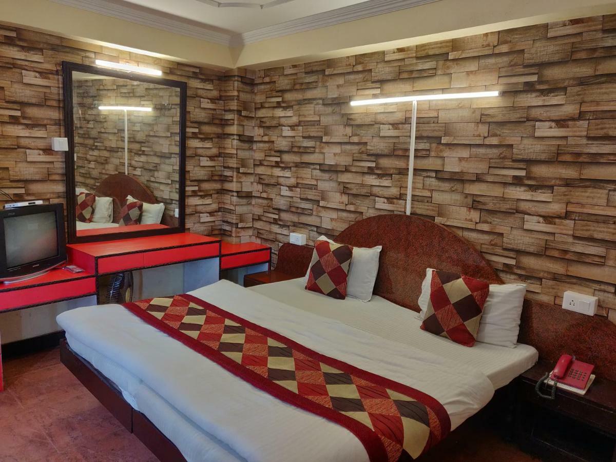 Hotel Hamers International Масурі Екстер'єр фото