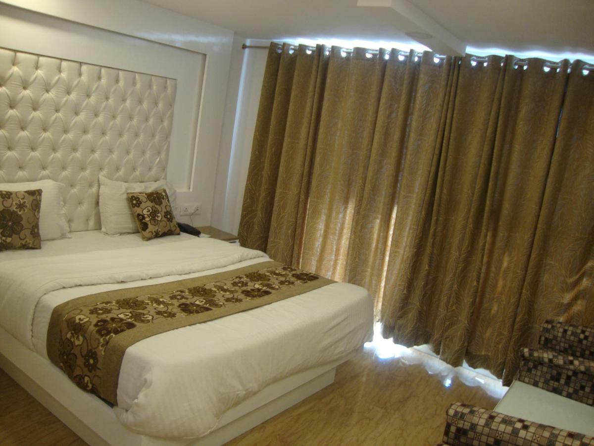 Hotel Hamers International Масурі Екстер'єр фото