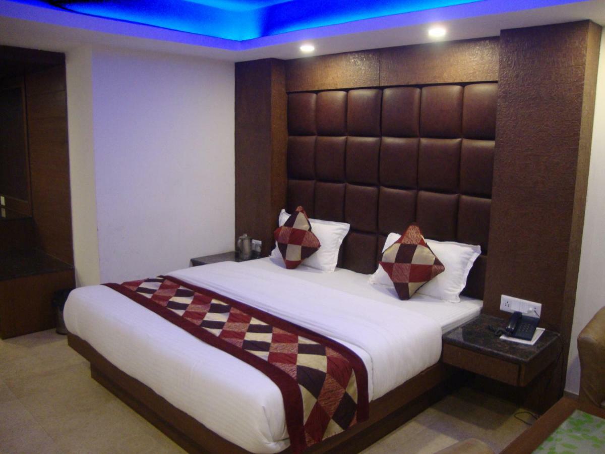 Hotel Hamers International Масурі Екстер'єр фото